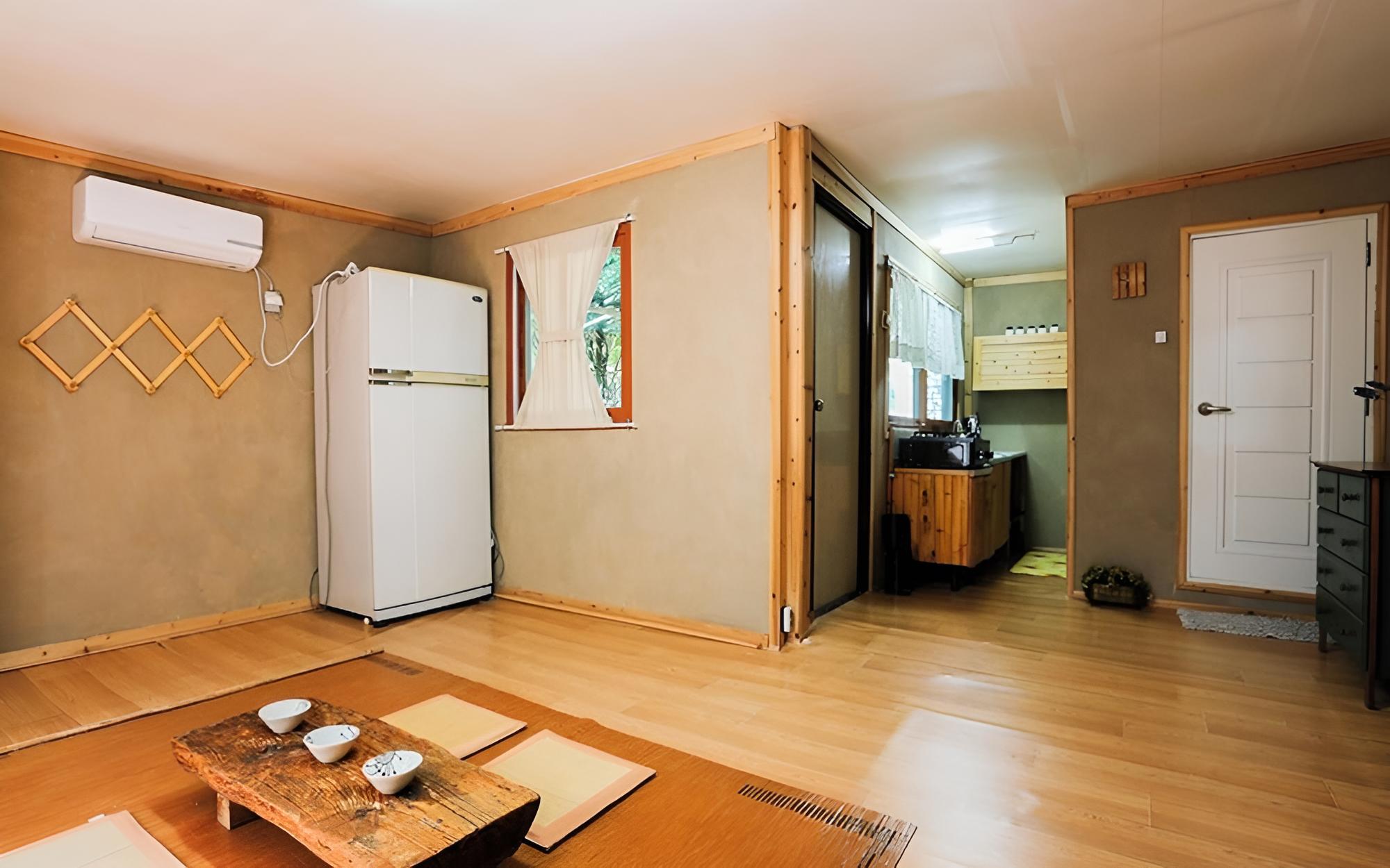 Room (Victor (Unshared House)) photo 2