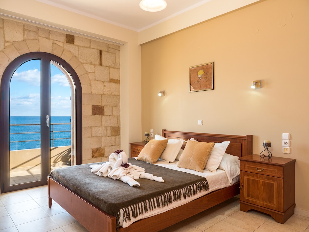Basic Apartment, 2 Bedrooms (Aphrodite)