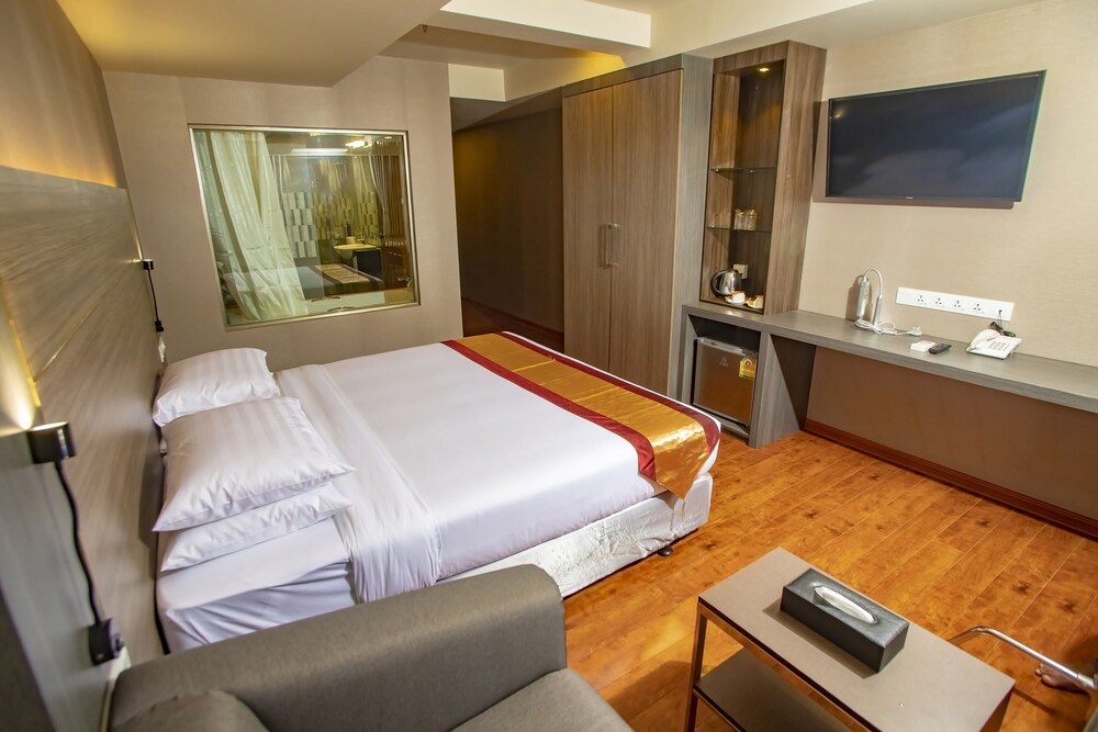 Premier Family Connecting Room photo 1