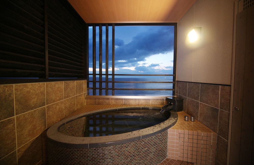 Premium Suite Room with Open-air Bath (TYPE K)