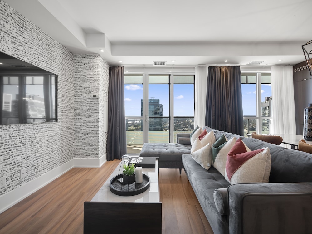 Business Suite, 1 Bedroom, Balcony
