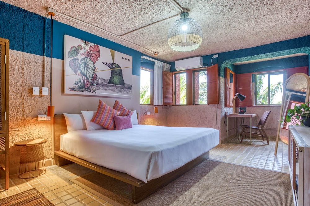 Suite - Photo 3