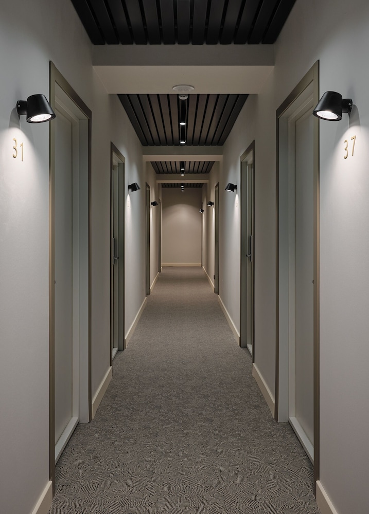 Basic Single Room photo 3