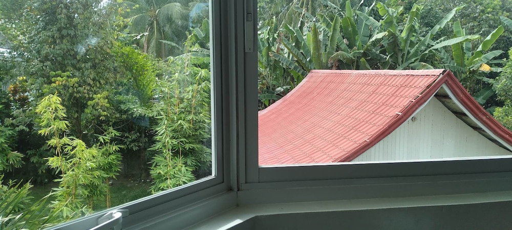 Deluxe Room, Pool View, Poolside photo 3