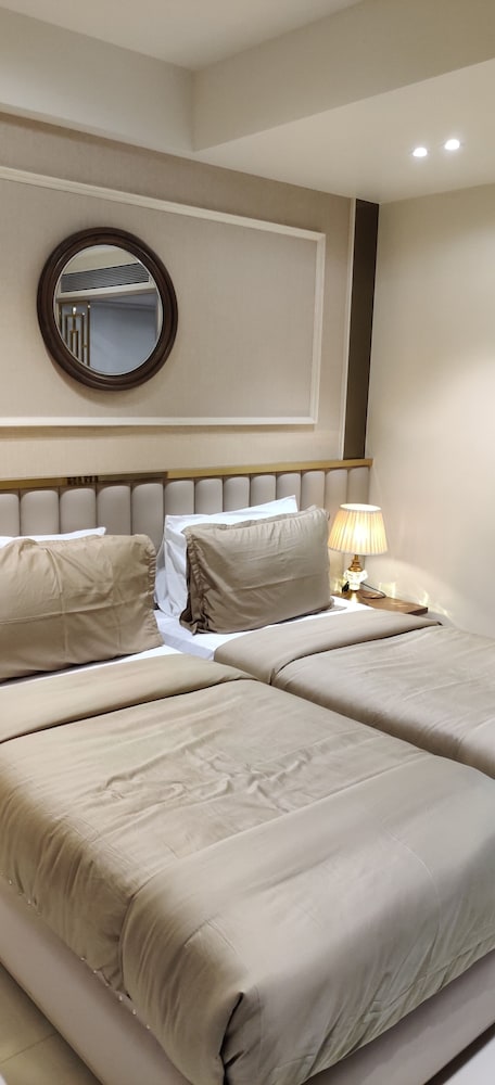 Deluxe Double or Twin Room - Photo 23