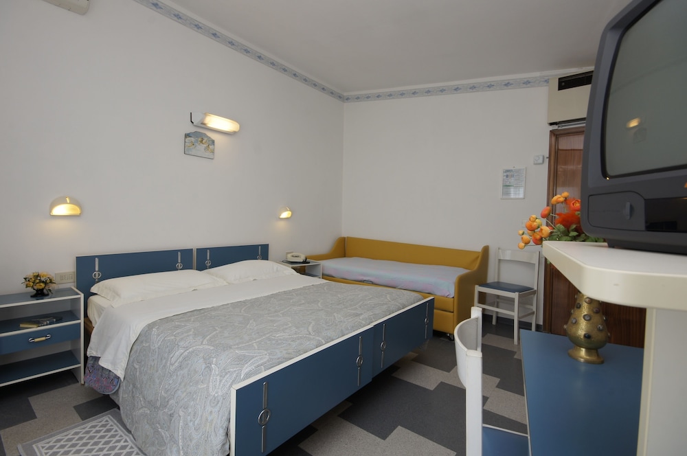 Triple Room photo 1