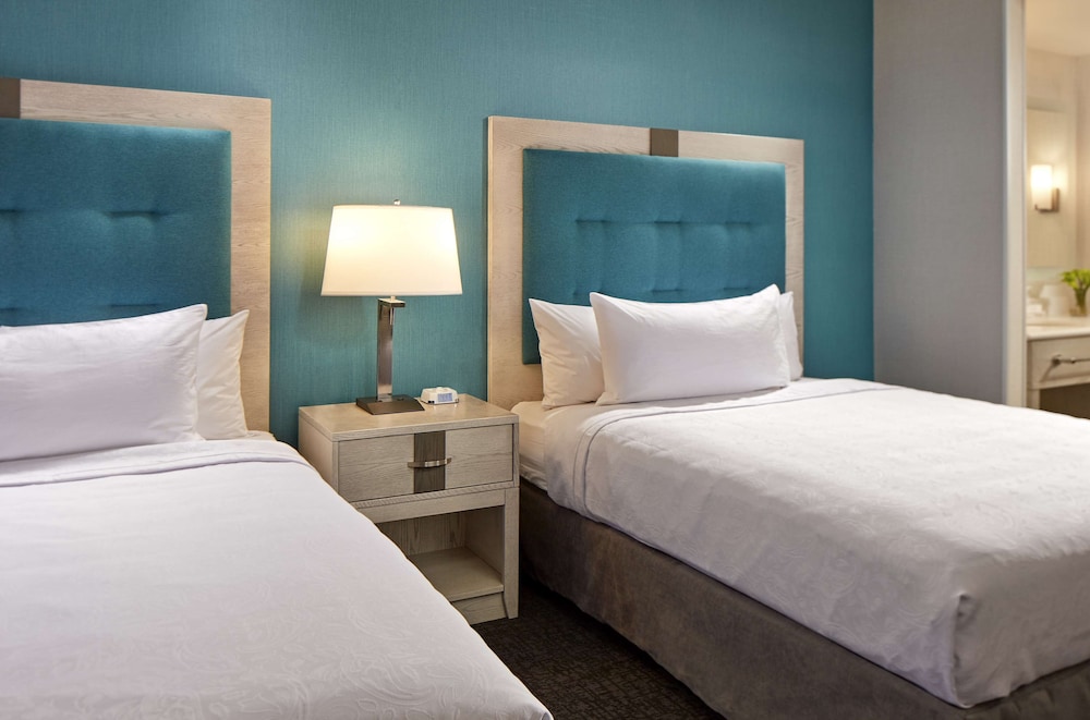 Studio, 2 Queen Beds, Non Smoking photo 2