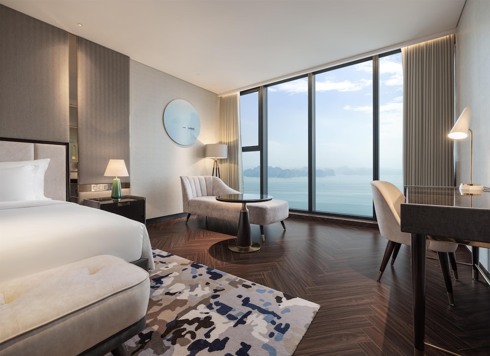 Deluxe Room, Bay View - Photo 12