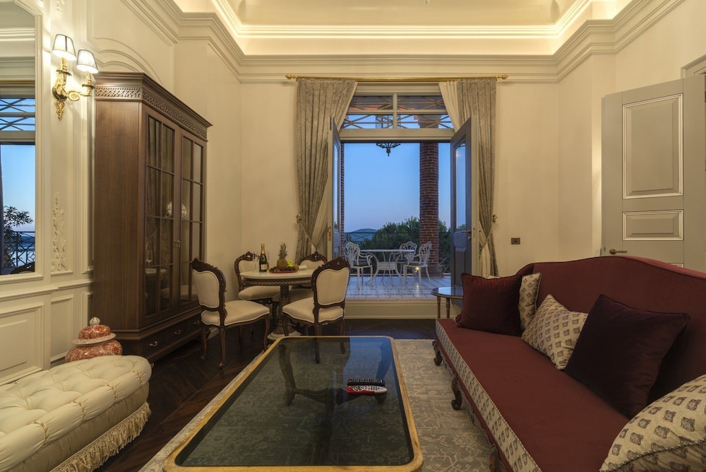 Suite, 1 King Bed, Terrace, Sea View photo 3
