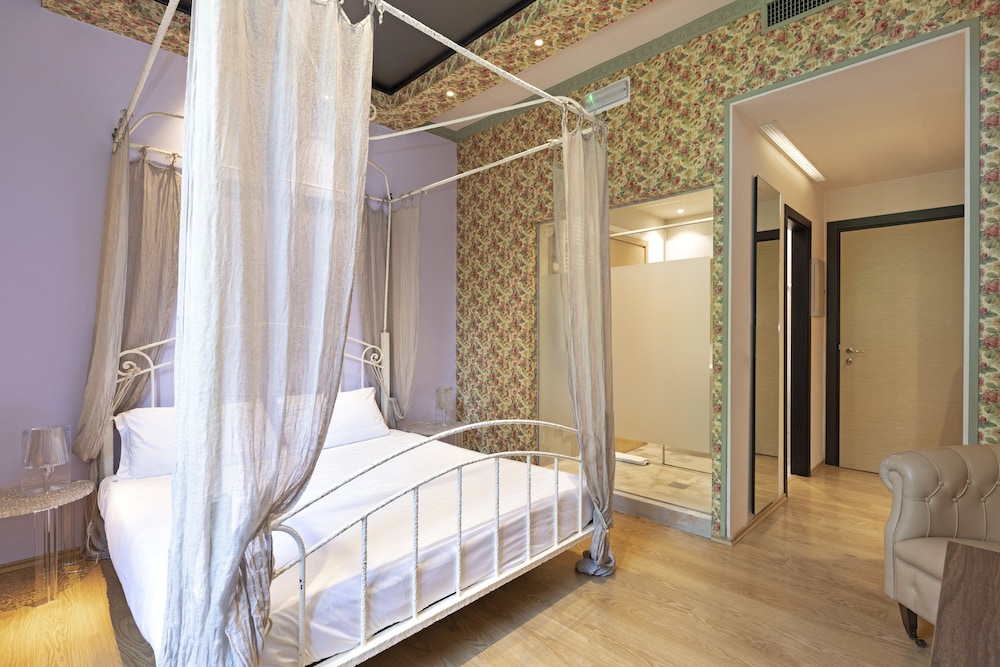Deluxe Double Room, Non Smoking - Photo 3