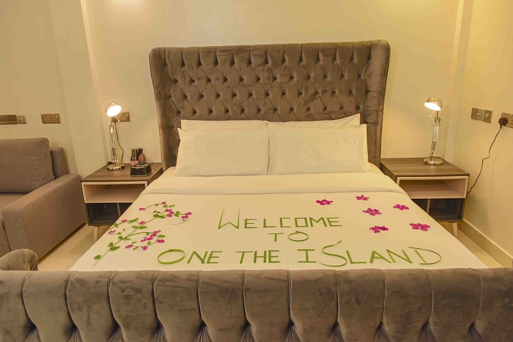 Deluxe Room, 1 King Bed with Sofa bed