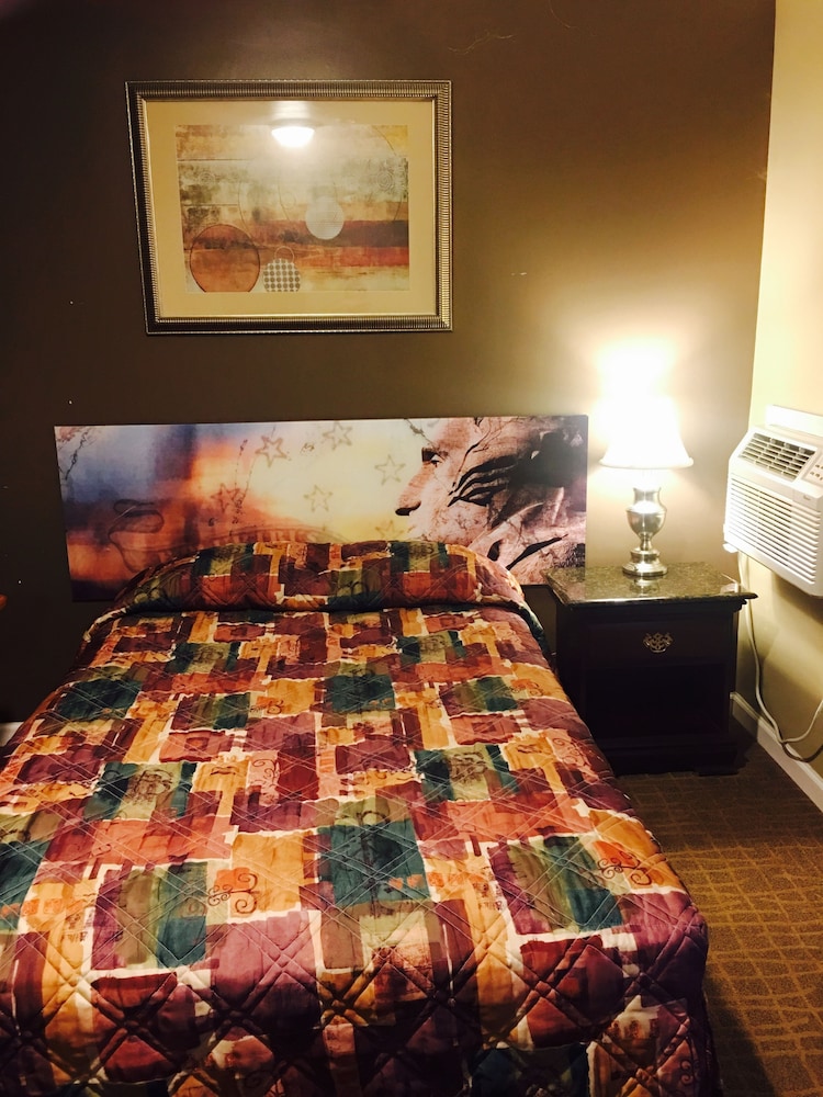 Standard Room, Non Smoking (1 Full Bed) photo 2
