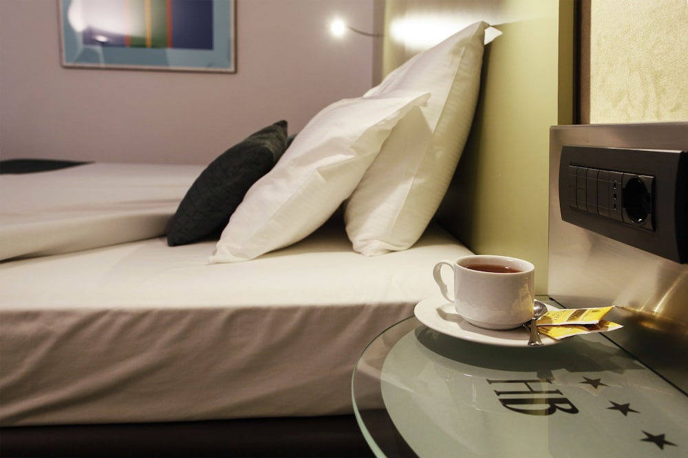 Standard Double Room, 1 Queen Bed - Photo 2
