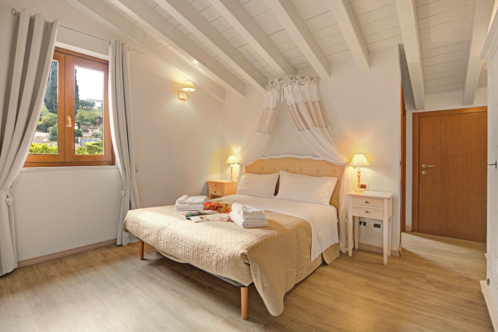 Family Apartment, 2 Bedrooms (Appartamento La Torre)