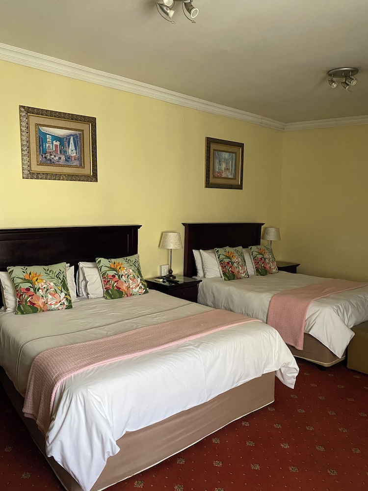 Family Double or Twin Room photo 2
