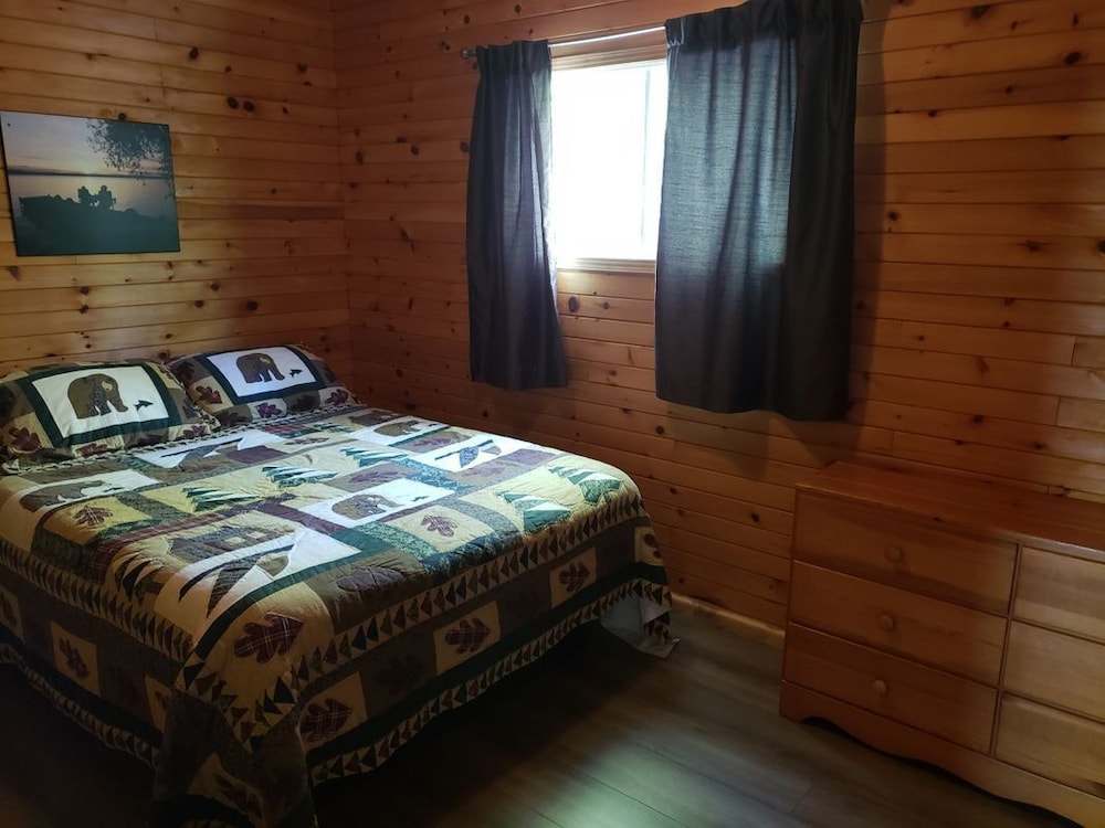 Trailside -2 Bedroom Cottage photo 1