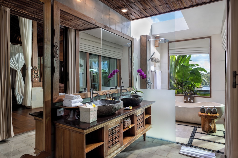 Luxury Valley Villa With Infinity Pool