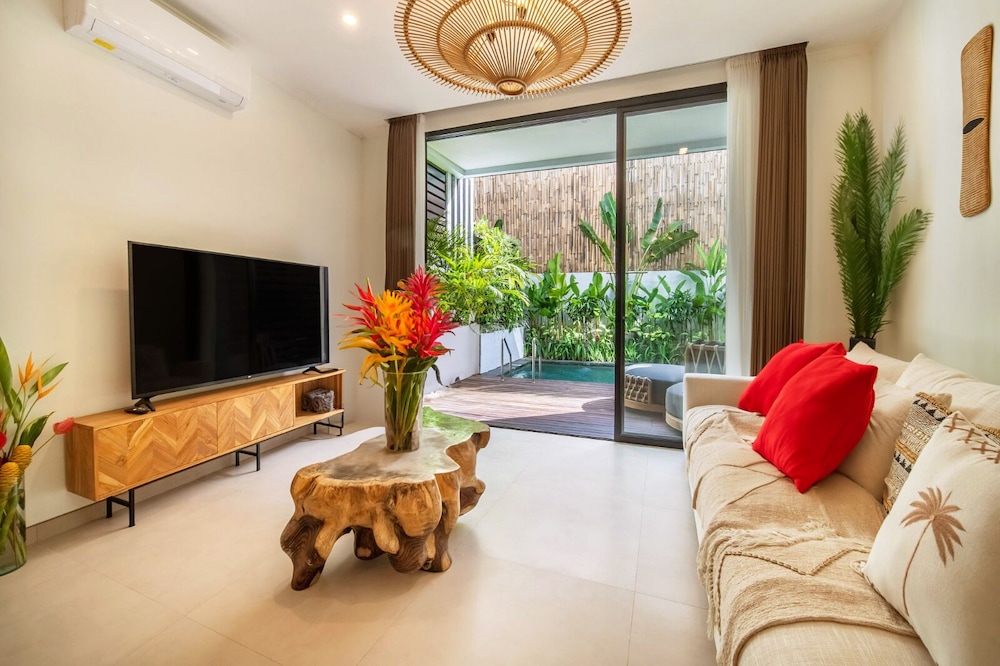 Deluxe Villa, 2 Bedrooms, Non Smoking, Pool View