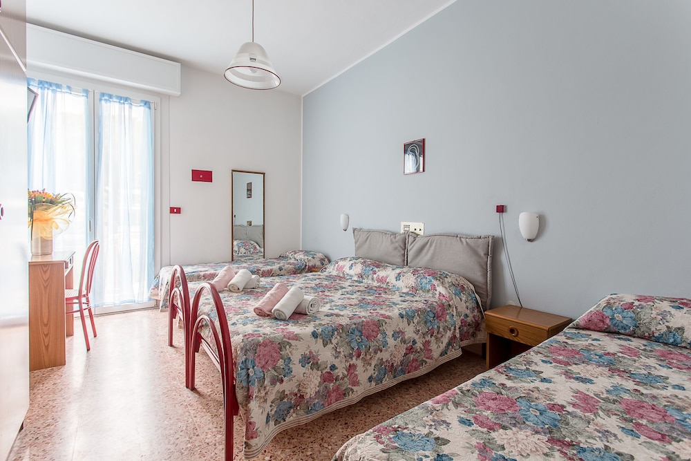 Quadruple Room photo 1