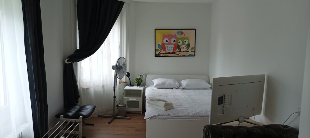 Business Room photo 1
