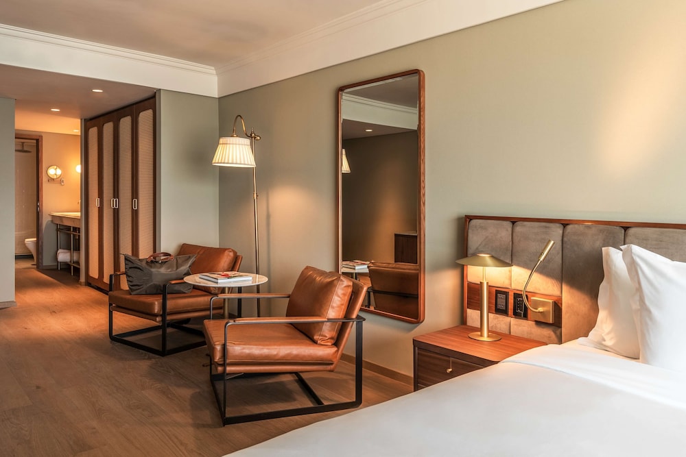 Executive Room, 1 King Bed, Sea View - Photo 5