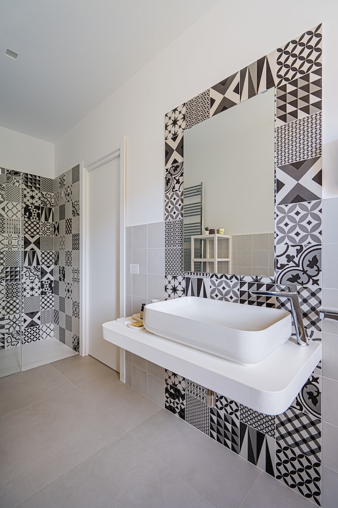 Superior Double or Twin Room, Garden View - Photo 3