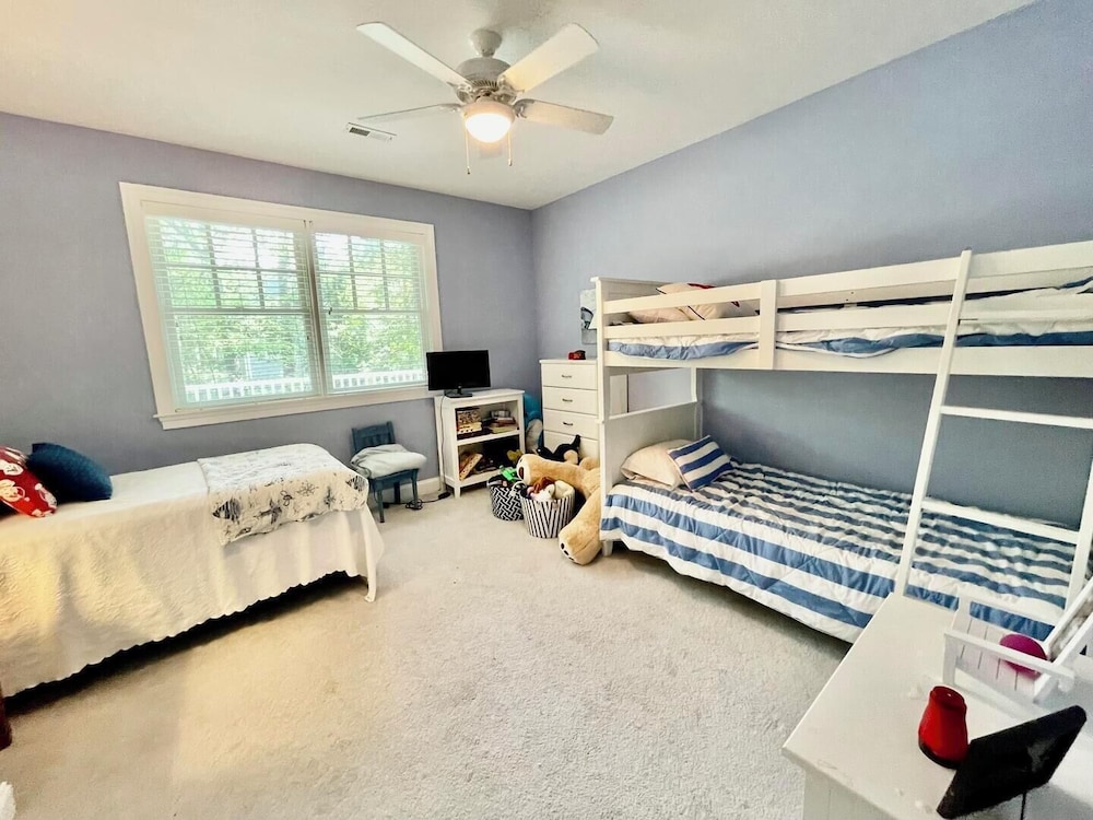 House, Multiple Beds, Patio, Garden View