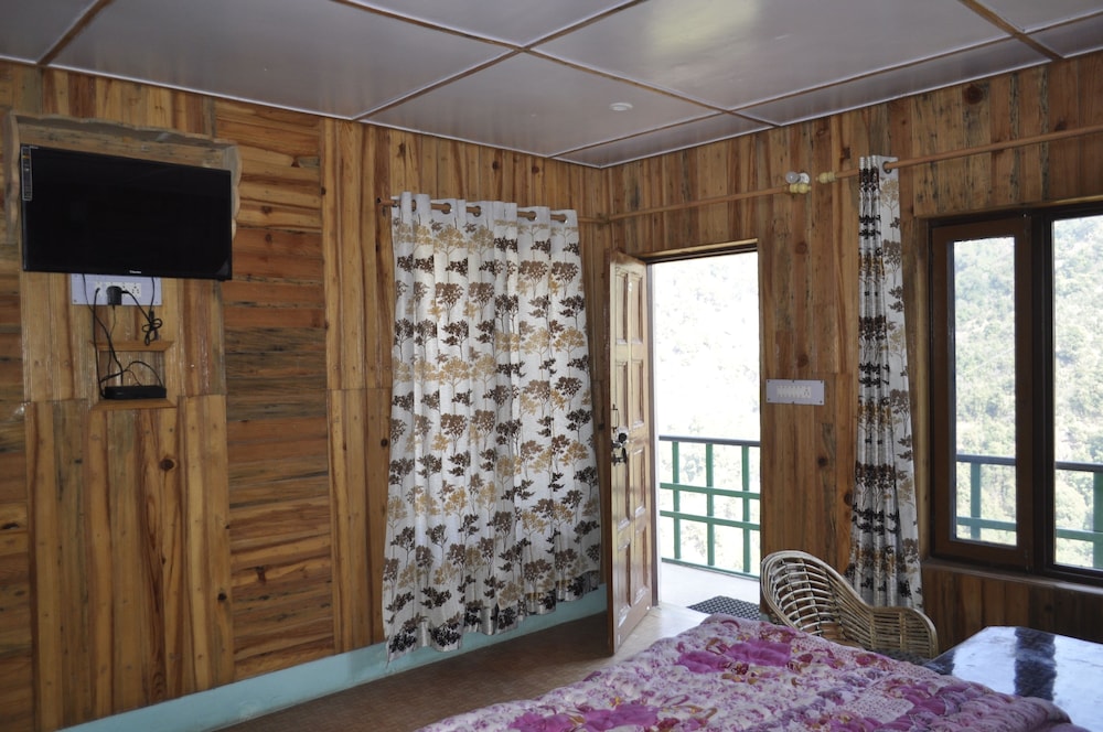 Deluxe Duplex, 1 Double Bed, Non Smoking, Hill View photo 1