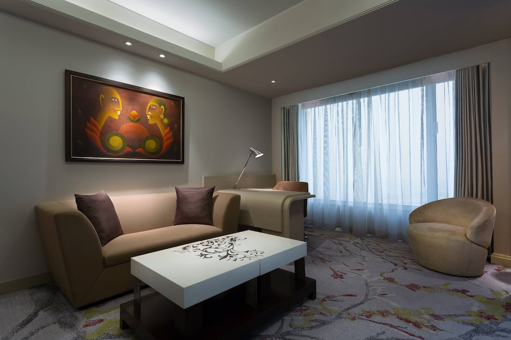 Executive Suite, 1 Bedroom - Photo 6