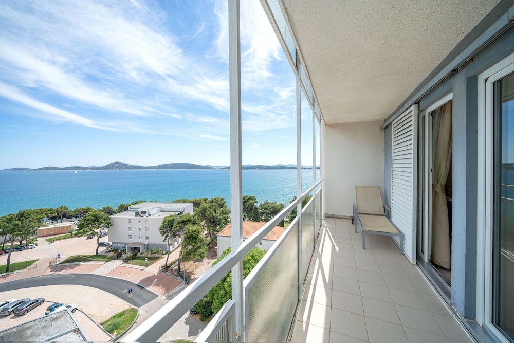 Classic Double Room, Balcony, Sea View - Photo 5