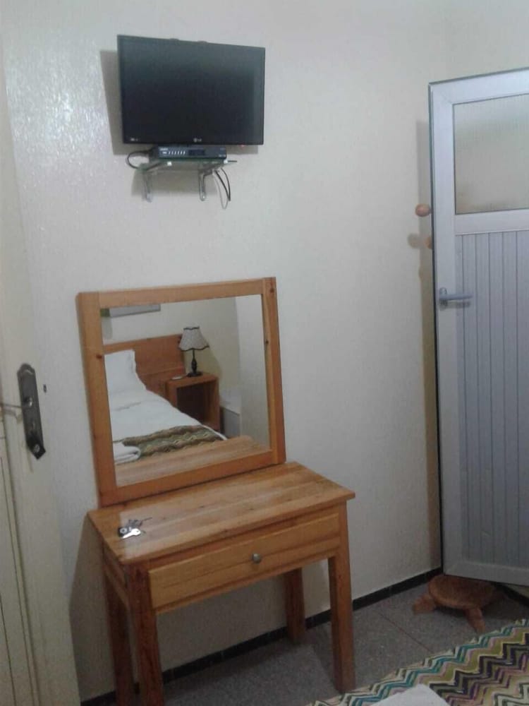 Twin Room, 2 Twin Beds photo 2