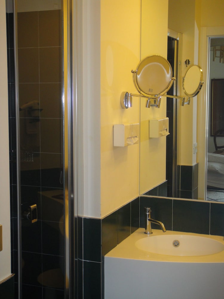 Superior Double Room - Photo 6