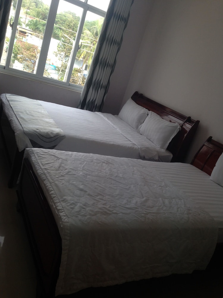 Room, Sea View (4 Guests)