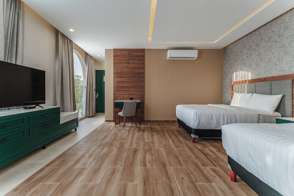 Superior Room - Photo 11