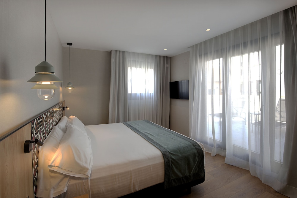 Junior Suite, Private Pool (Single Use) - Photo 5