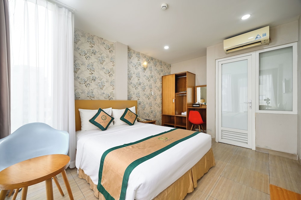 Premier Deluxe Double Room photo 3