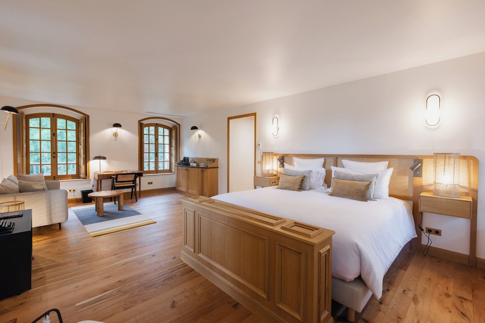 Suite, 1 King Bed, Park View photo 1
