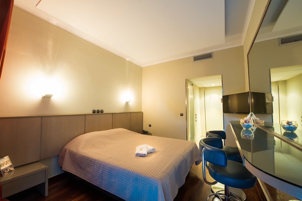 Superior Double Room, Balcony photo 2