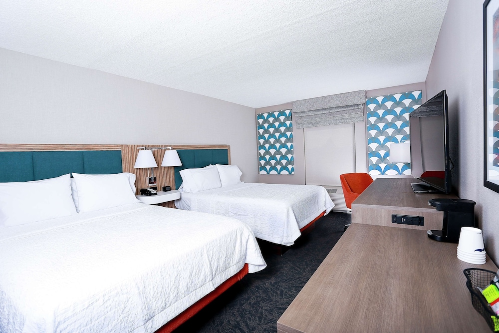 Suite, 2 Queen Beds, Accessible (Hearing) - Photo 4