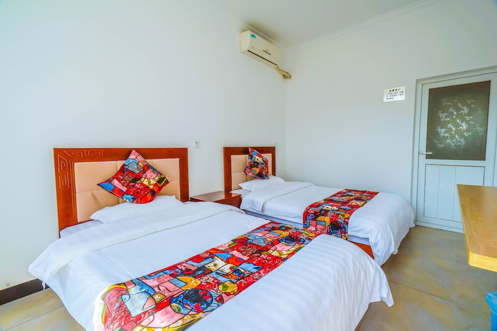 Standard Twin Room photo 2