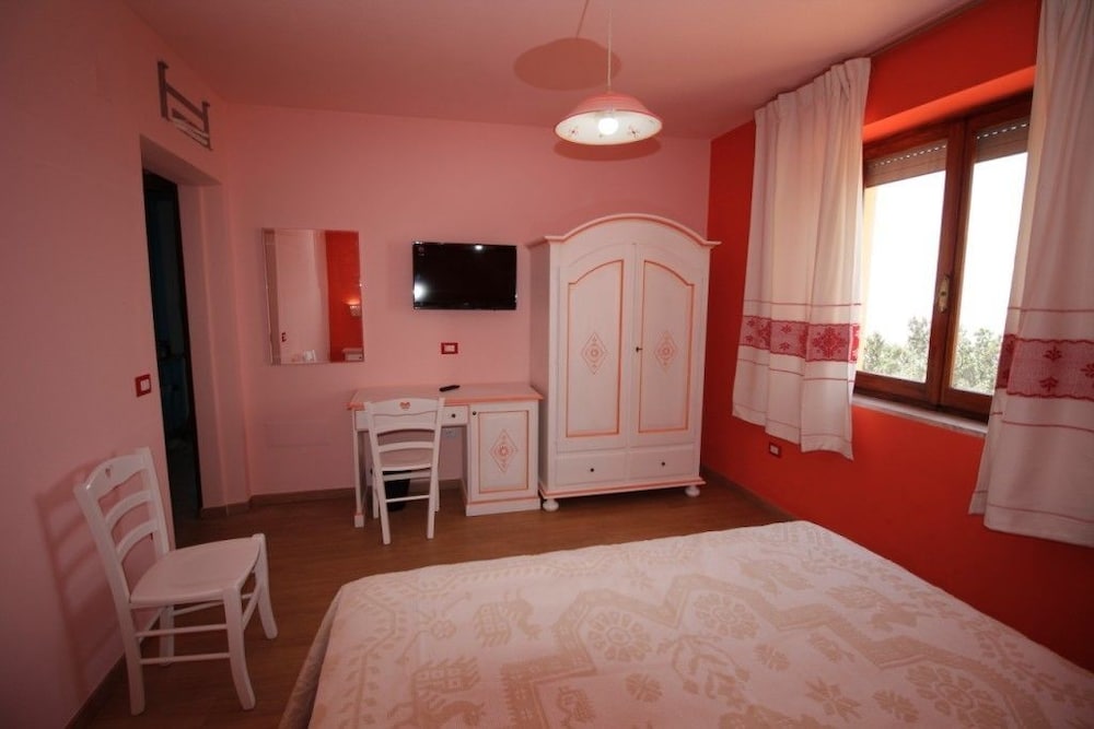Panoramic Double Room, 1 King Bed, Non Smoking photo 2