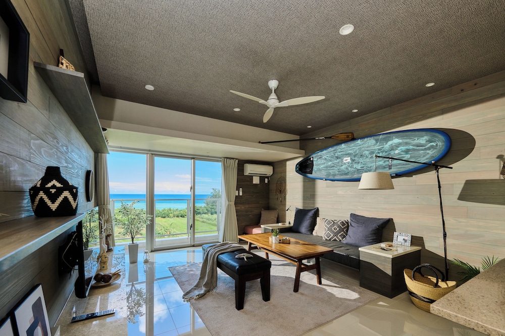 Luxury Condo photo 1