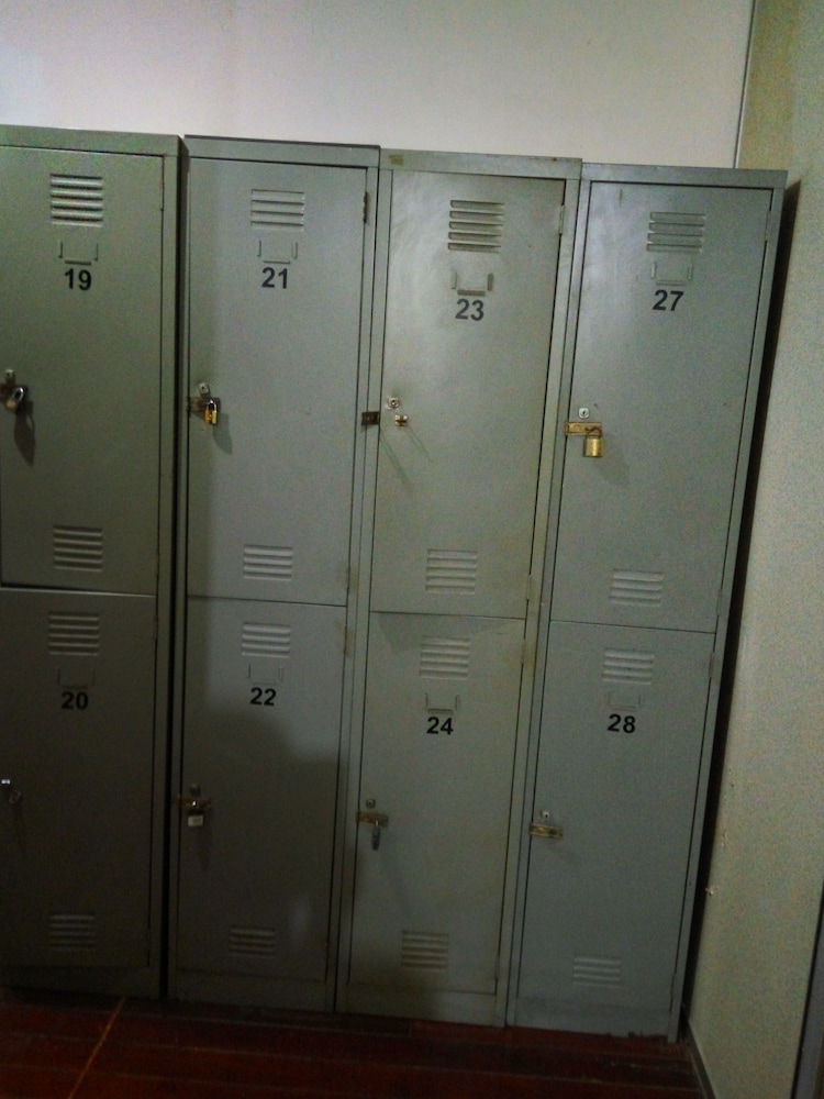 1 Bed Mix Dorm, Shared Bathroom (6 bedded) photo 3