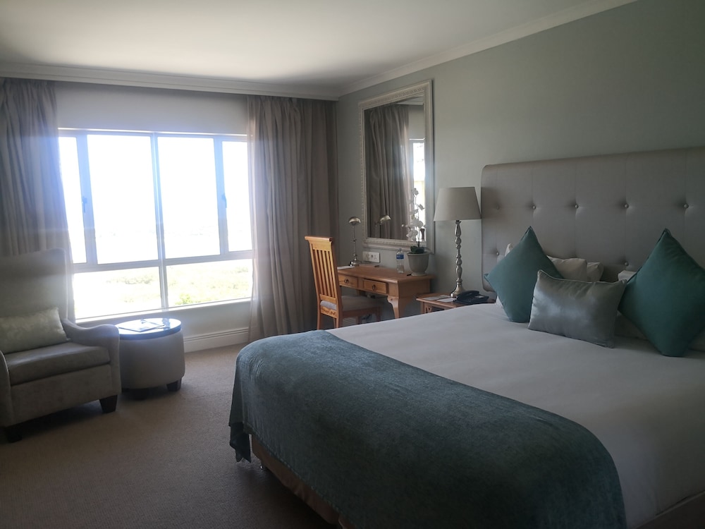 Standard Room, Non Smoking - Photo 1