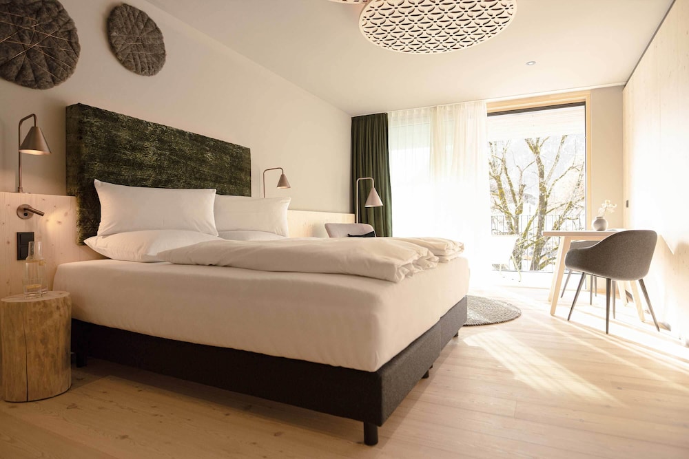 Suite - Photo 4