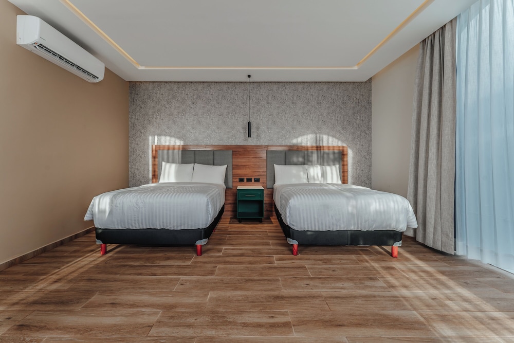 Superior Room - Photo 12