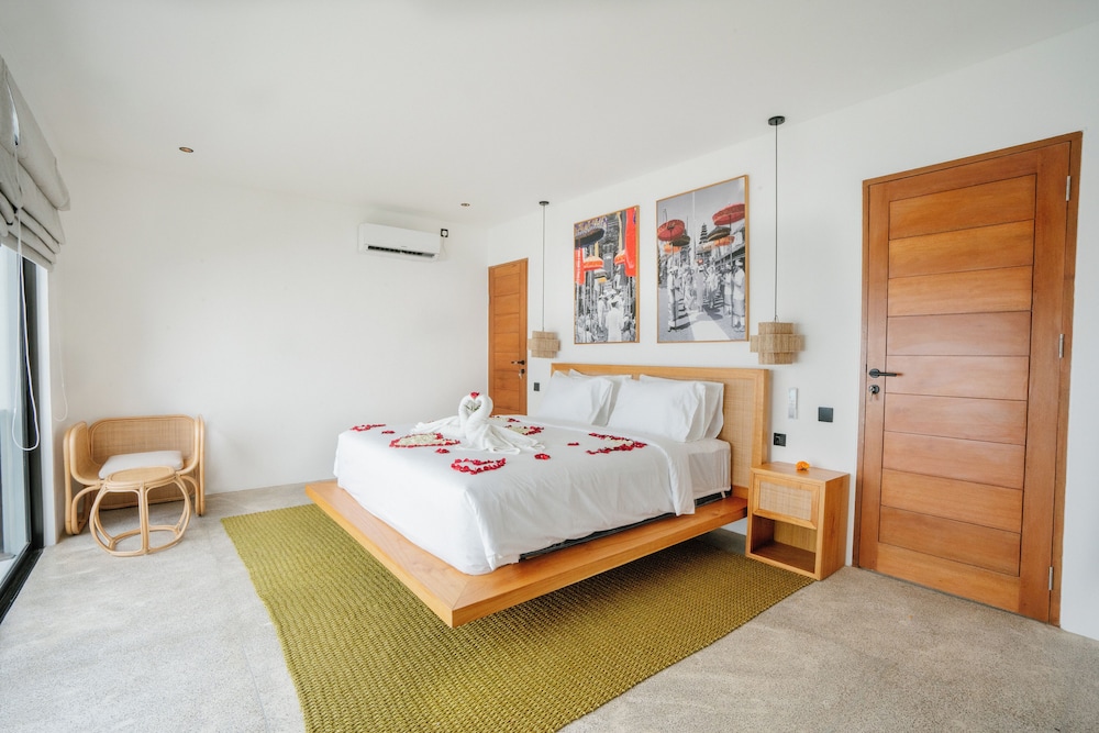 Superior Villa, 1 Bedroom, Pool View