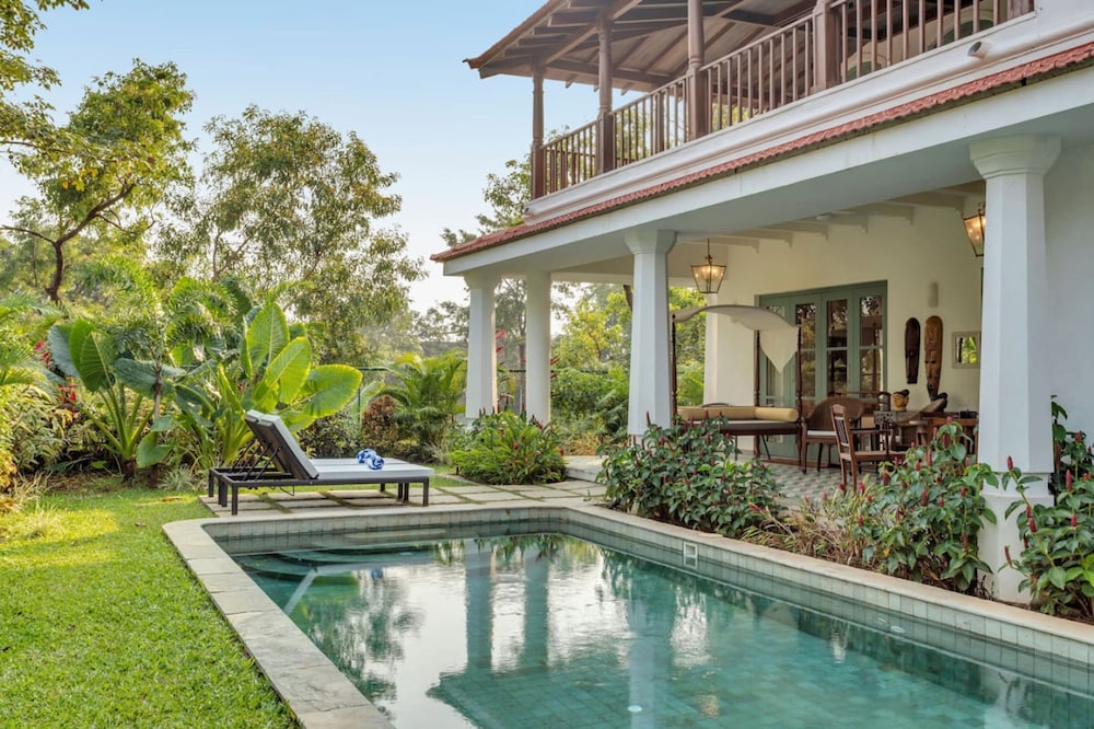 Villa photo 1