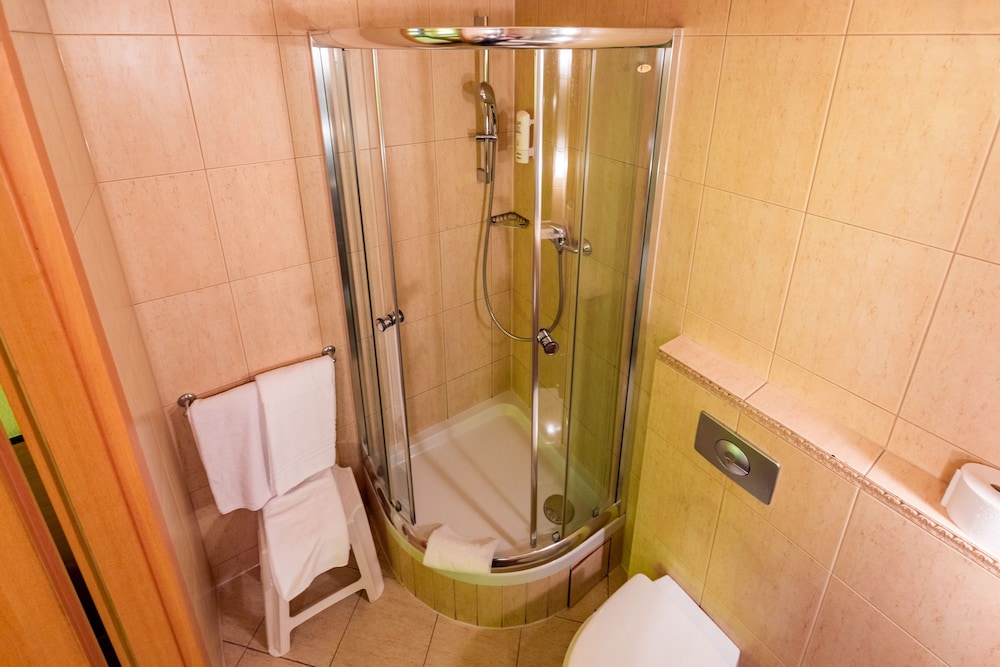 Triple Room - Photo 10