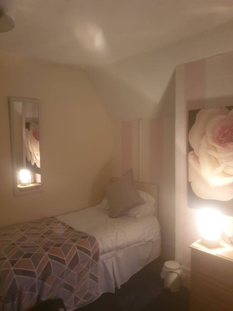 Basic Double Or Twin Room photo 1